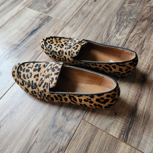 J. Crew Tan & Black Leopard Print Calf Hair Slip On Loafers - Picture 4 of 4